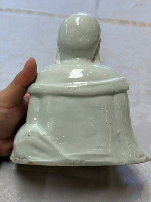 A Chinese white-glazed Milefo Buddha, 19th C. — photo 6