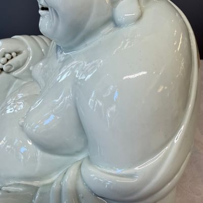 A Chinese white-glazed Milefo Buddha on a gilt-lacquered wooden lotus throne — photo 14