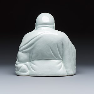 A Chinese white-glazed Milefo Buddha on a gilt-lacquered wooden lotus throne — photo 5