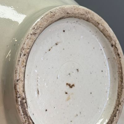 A Chinese white-glazed 'Yuhuchunping' vase — photo 10