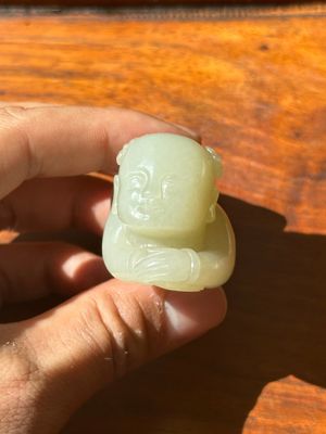 A Chinese white jade carving of a reclining boy, Qing — photo 2