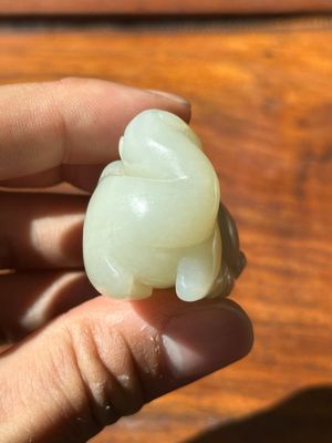 A Chinese white jade carving of a reclining camel, Qing — photo 2