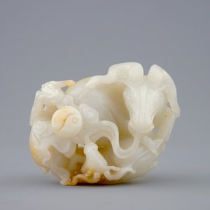 A Chinese white jade carving of a "Three rams" group, 19/20th C. — photo 7