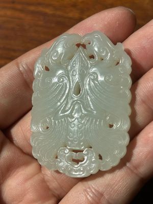 A Chinese white jade 'double phoenix' plaque, Qianlong mark and possibly of the period — 照片 4