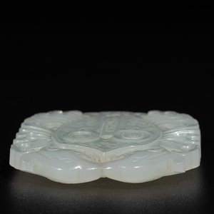 A Chinese white jade 'double phoenix' plaque, Qianlong mark and possibly of the period — 照片 7