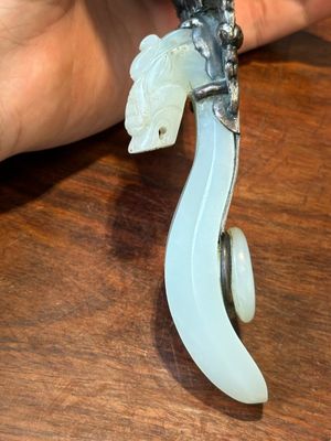 A Chinese white jade-mounted and gemstone inlaid silver hand mirror, 19/20th C. — photo 8