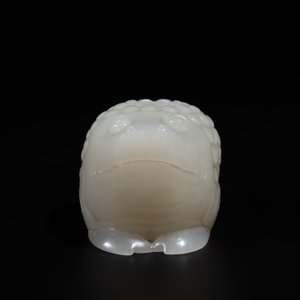 A Chinese white jade water pot in the shape of a three-legged toad, Qing — photo 4