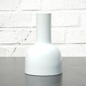 Un vase en porcelaine de Chine blanc monochrome, 18/19ème — photo 8