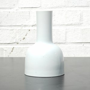 Un vase en porcelaine de Chine blanc monochrome, 18/19ème — photo 9