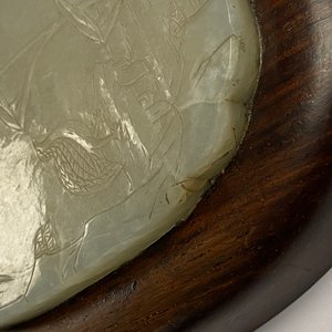 A Chinese wooden box and cover with a white jade 'quail' plaque, 18/19th C. — photo 15