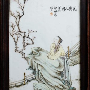 A Chinese wooden closet with 23 qianjiang cai plaques, 19/20th C. — photo 17