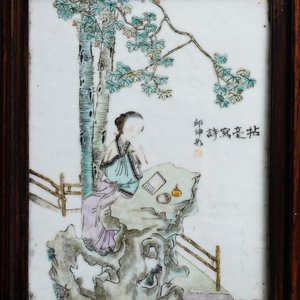 A Chinese wooden closet with 23 qianjiang cai plaques, 19/20th C. — photo 19