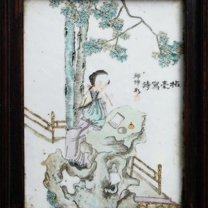 A Chinese wooden closet with 23 qianjiang cai plaques, 19/20th C. — photo 22