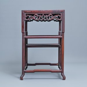 A Chinese wooden display cabinet, 19th C. — photo 5