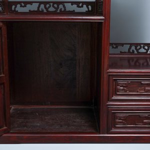 A Chinese wooden display cabinet, Republic — 照片 12
