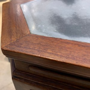 A Chinese wooden stand with marble top, 19/20th C. — 照片 13