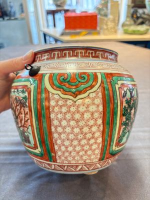 A Chinese wucai bowl with landscape panels, Transitional period — photo 6