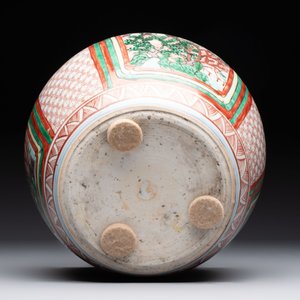 A Chinese wucai bowl with landscape panels, Transitional period — photo 5