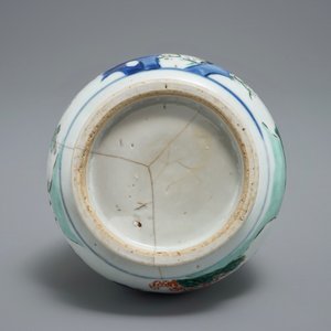 转型期 人物五彩坛子 — 照片 7