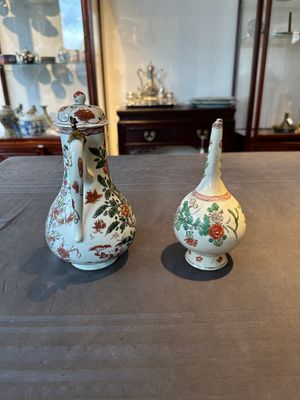 A Chinese wucai covered ewer and a rosewater sprinkler for the Islamic market, Kangxi — foto 2