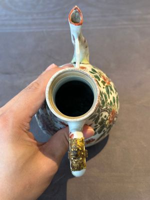 A Chinese wucai covered ewer and a rosewater sprinkler for the Islamic market, Kangxi — foto 7