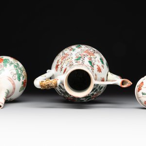 A Chinese wucai covered ewer and a rosewater sprinkler for the Islamic market, Kangxi — foto 5