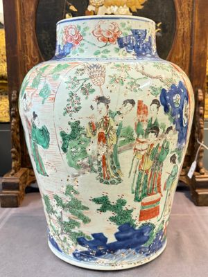 A Chinese wucai covered vase with narrative design and a jar mounted as a wine cooler, Transitional period — 照片 14