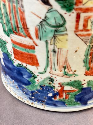 A Chinese wucai covered vase with narrative design and a jar mounted as a wine cooler, Transitional period — 照片 24