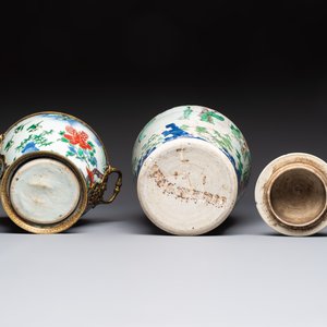 A Chinese wucai covered vase with narrative design and a jar mounted as a wine cooler, Transitional period — 照片 7