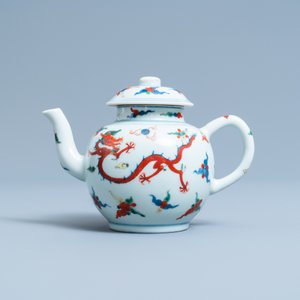 A Chinese wucai 'dragon' teapot and cover, Republic — 照片 2