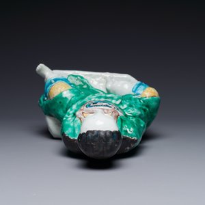 A Chinese wucai figure of Zhen Wu, Ming — 照片 6