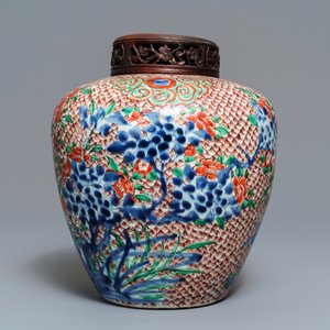 A Chinese wucai ginger jar, Transitional period — photo 5