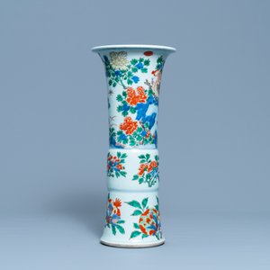 A Chinese wucai 'gu' vase with a phoenix, Shunzhi — photo 2