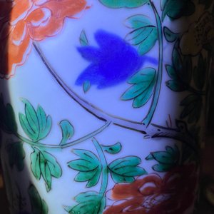 A Chinese wucai gu vase with a phoenix, Shunzhi — 照片 11