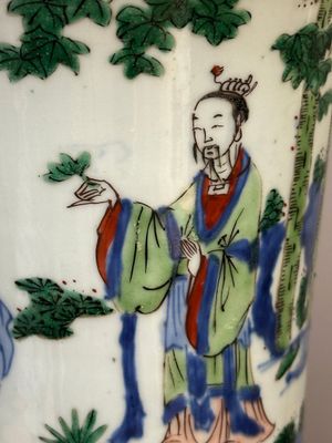 A Chinese wucai 'gu' vase with figurative design, Transitional period — photo 5
