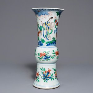 A Chinese wucai gu vase with figures, Shunzhi, Transitional period — photo 4