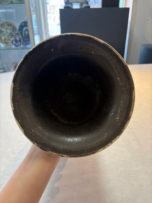 A Chinese wucai 'gu' vase with 'Guo Ziyi 郭子儀', Wanli mark, 19th C. — photo 5