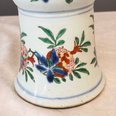 A Chinese wucai 'Gu' vase with Sanxing design — photo 16