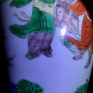 A Chinese wucai 'immortals' vase, Transitional period — photo 18