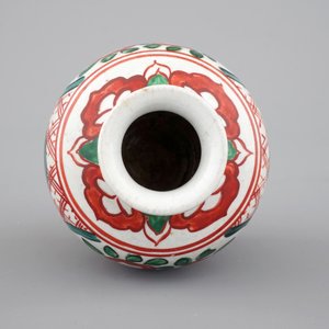 Un petit vase chinois au décor wucai, décor de cerfs, Dynastie Ming — photo 6