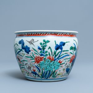 A Chinese wucai jardinière with cranes near a lotus pond, Transitional period — 照片 4