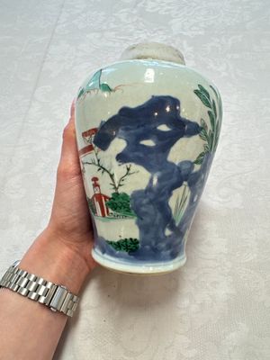 A Chinese wucai 'Jia Guan Jin Jue 加冠進爵' vase, Transitional period — photo 4
