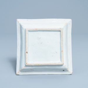 A Chinese wucai ko-sometsuke square tray with a frog, Tianqi — photo 2