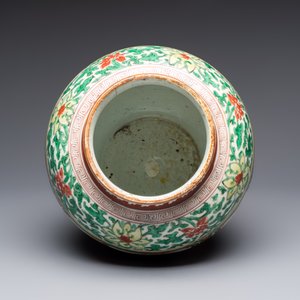 A Chinese wucai 'Landscapes and Flowers' vase, Transitional period — photo 5