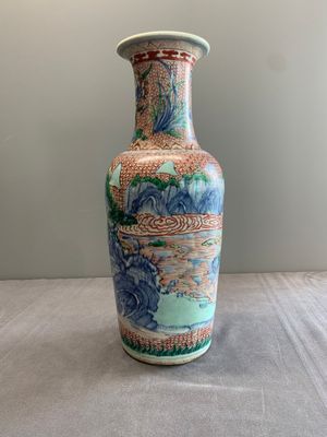 A Chinese wucai 'mountainous landscape' vase, Transitional period — photo 3