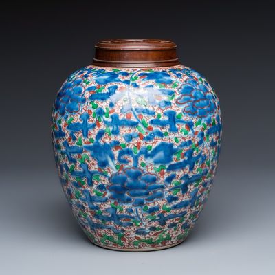 A Chinese wucai 'Peony Scroll' jar, Transitional period