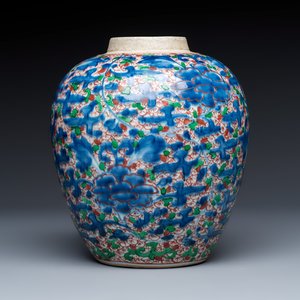 A Chinese wucai 'Peony Scroll' jar — photo 5