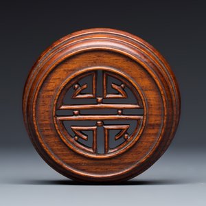 A Chinese wucai 'Peony Scroll' jar — photo 8