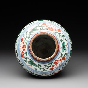 A Chinese wucai 'peony scroll' vase, Transitional period — photo 5