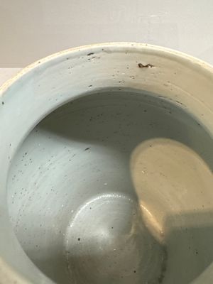 A Chinese wucai 'phoenixes and peonies scroll' vase, Transitional period — photo 13